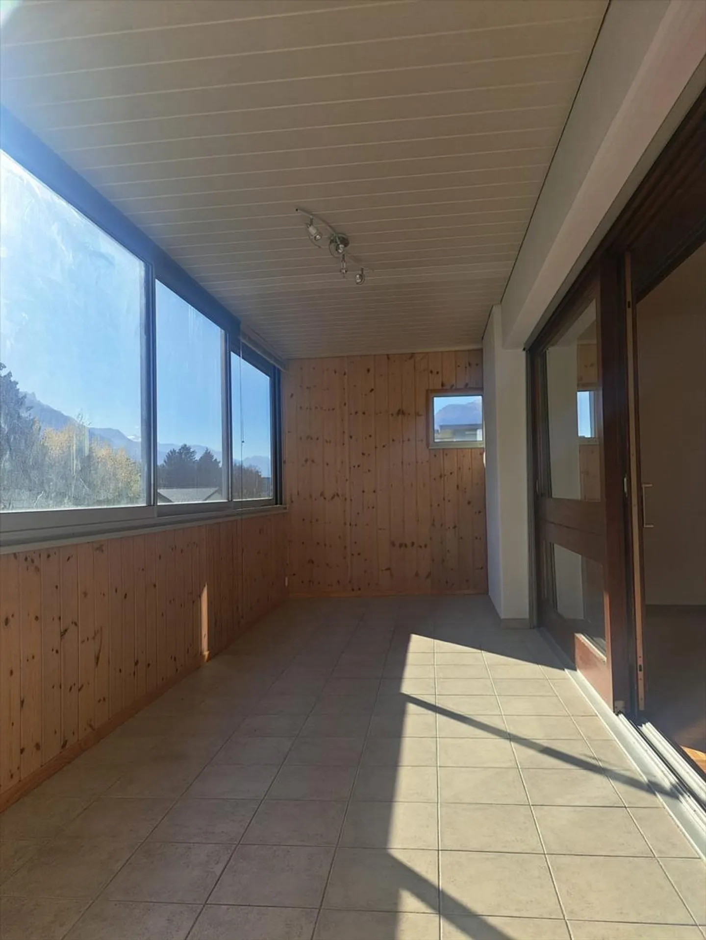Appartamento 4.5 stanze - Foto 2 di 11