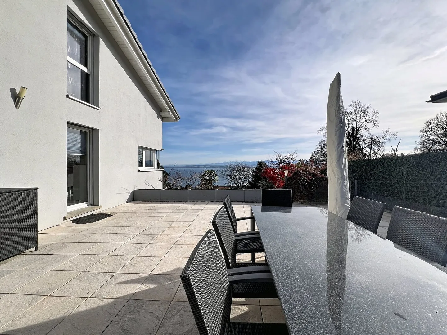 A panorama that changes everyday life - An extraordinary villa with heated pool - Photo 15 of 19