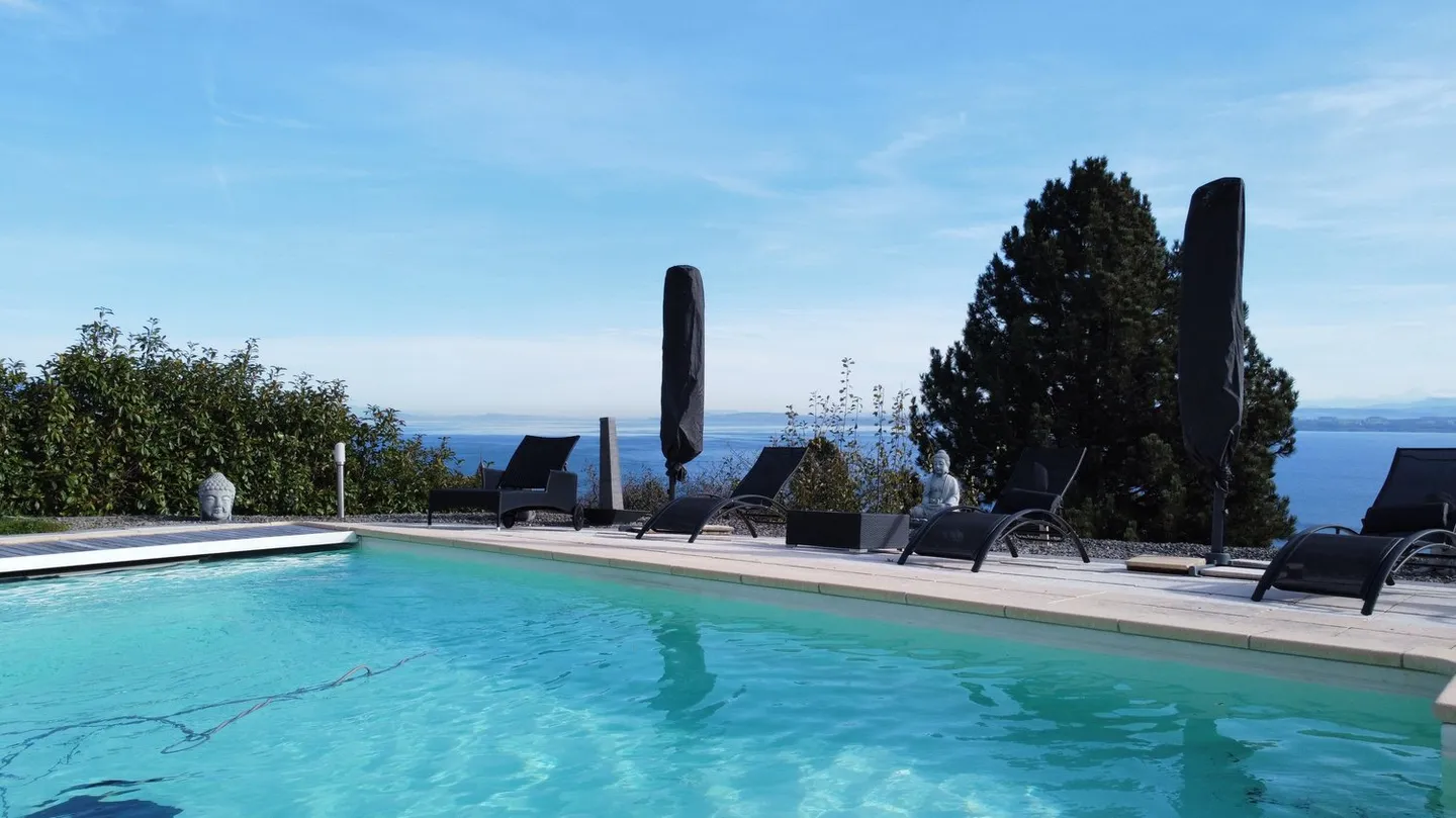 A panorama that changes everyday life - An extraordinary villa with heated pool - Photo 17 of 19