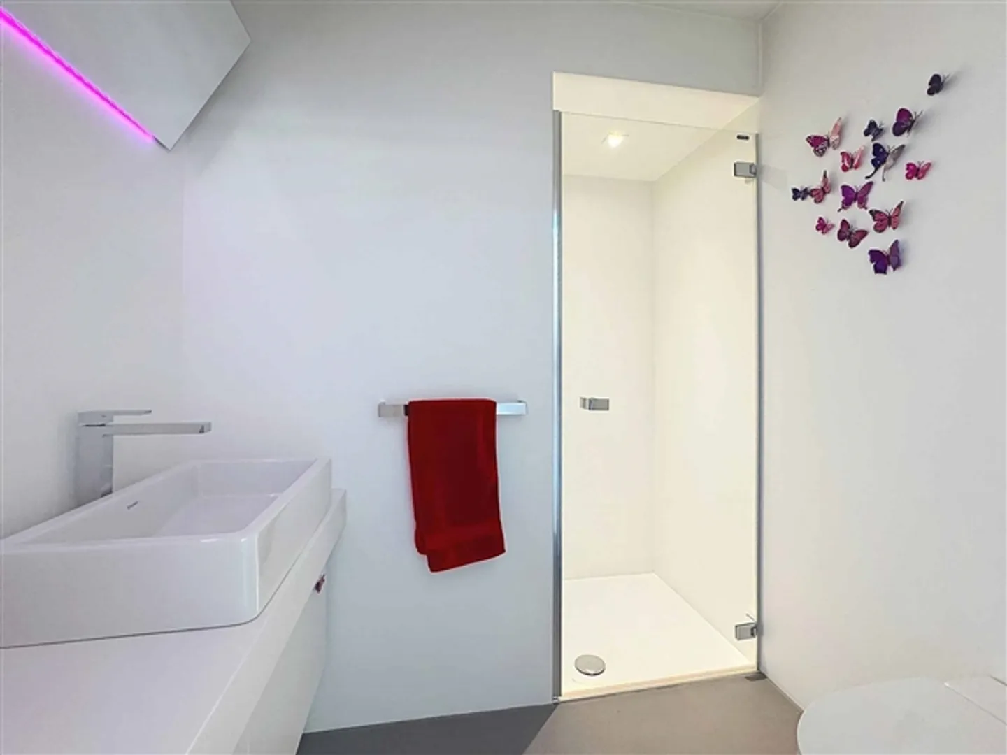 Villa moderne exceptionnelle avec piscine et espace bien-être - Photo 7 sur 11