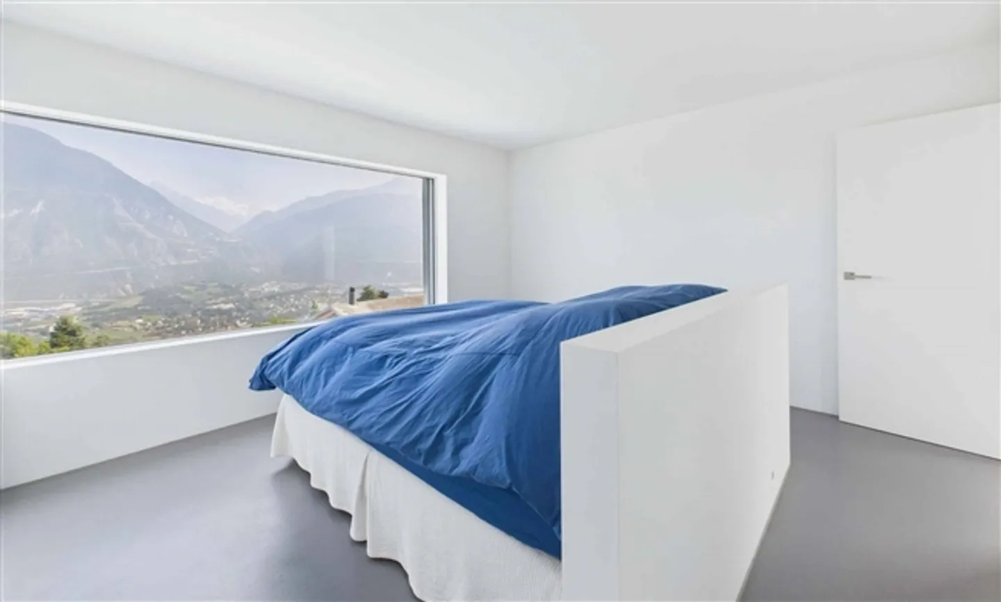 Villa moderne exceptionnelle avec piscine et espace bien-être - Photo 10 sur 11