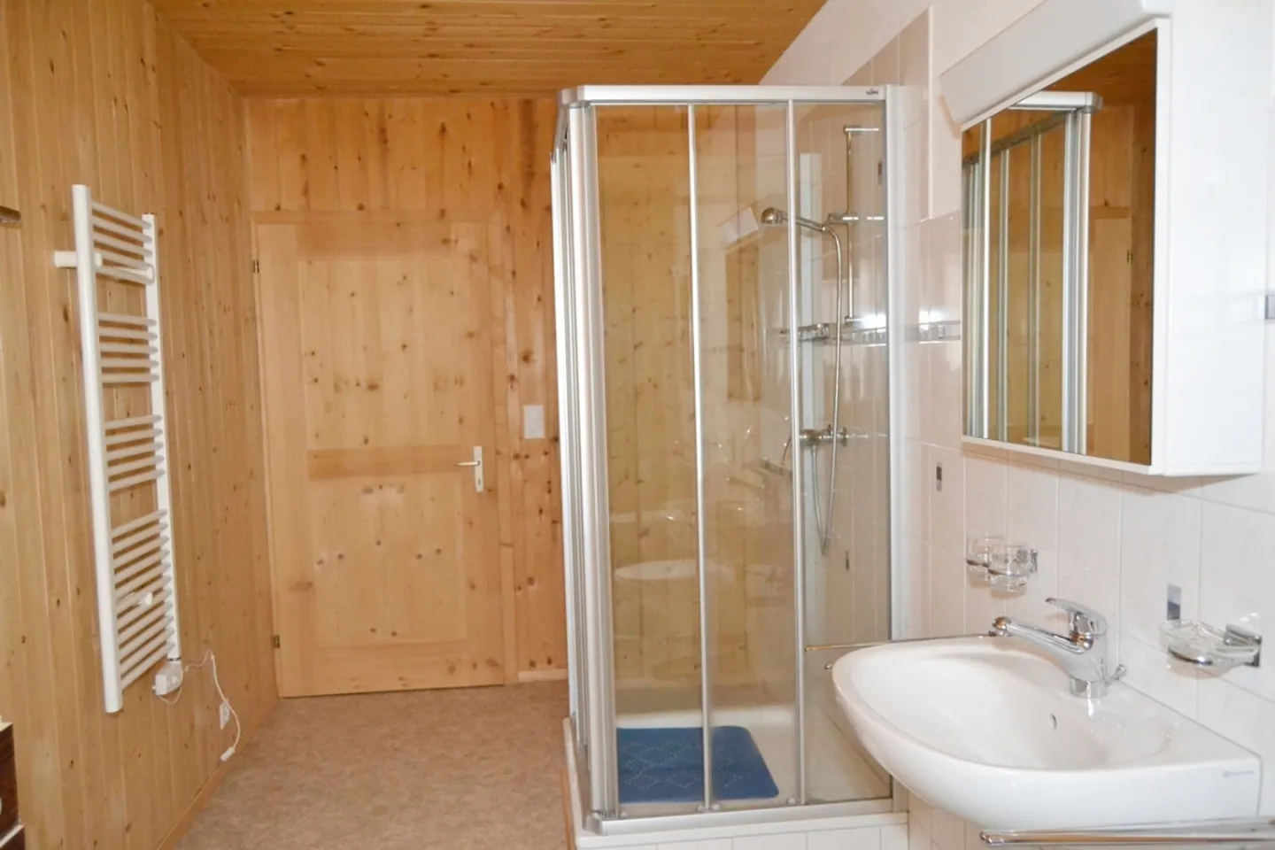 Grande bella appartamento arredato di 2,5 stanze - Foto 6 di 8