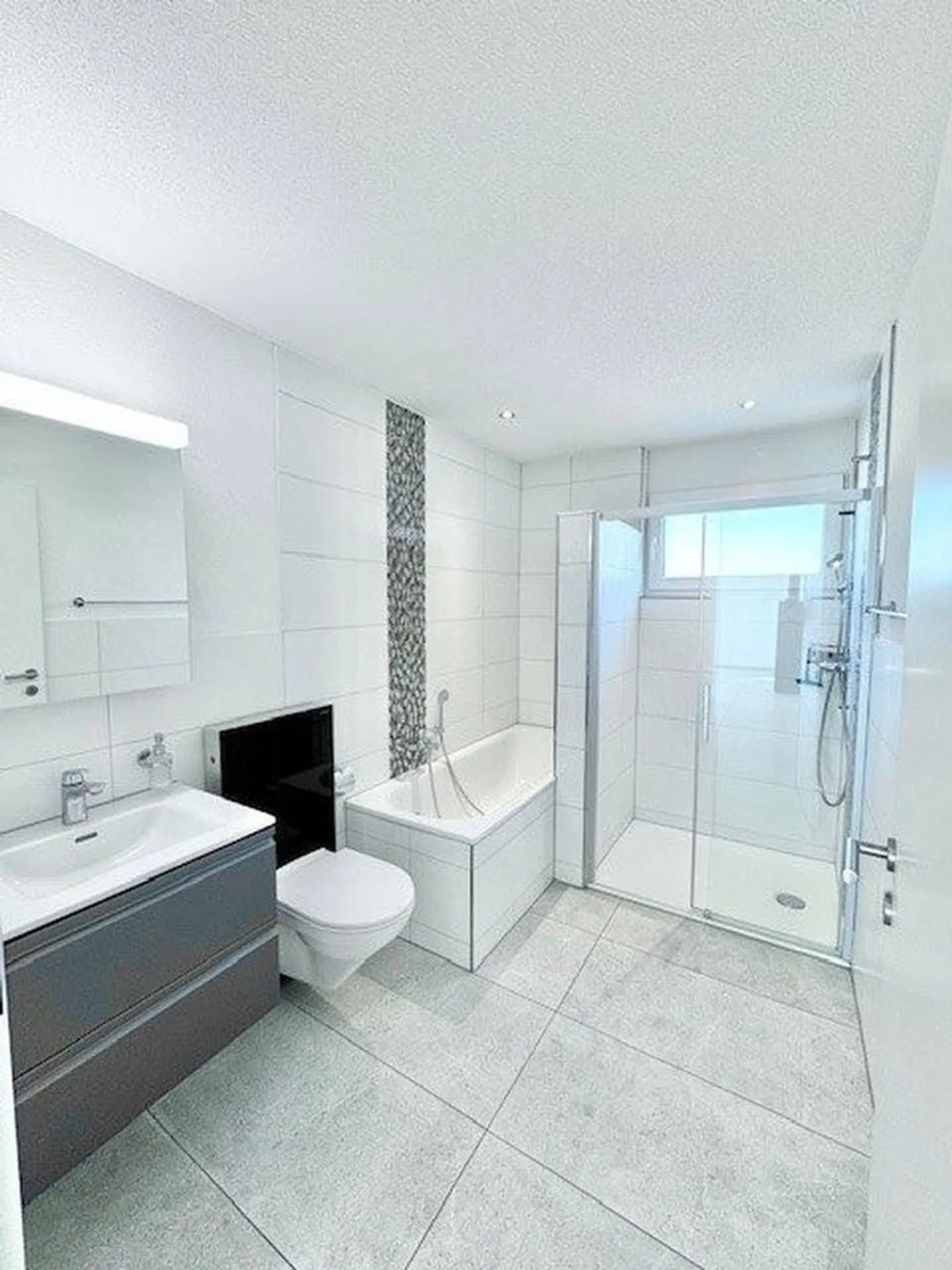 Modern apartment in a quiet location - Photo 5 of 10