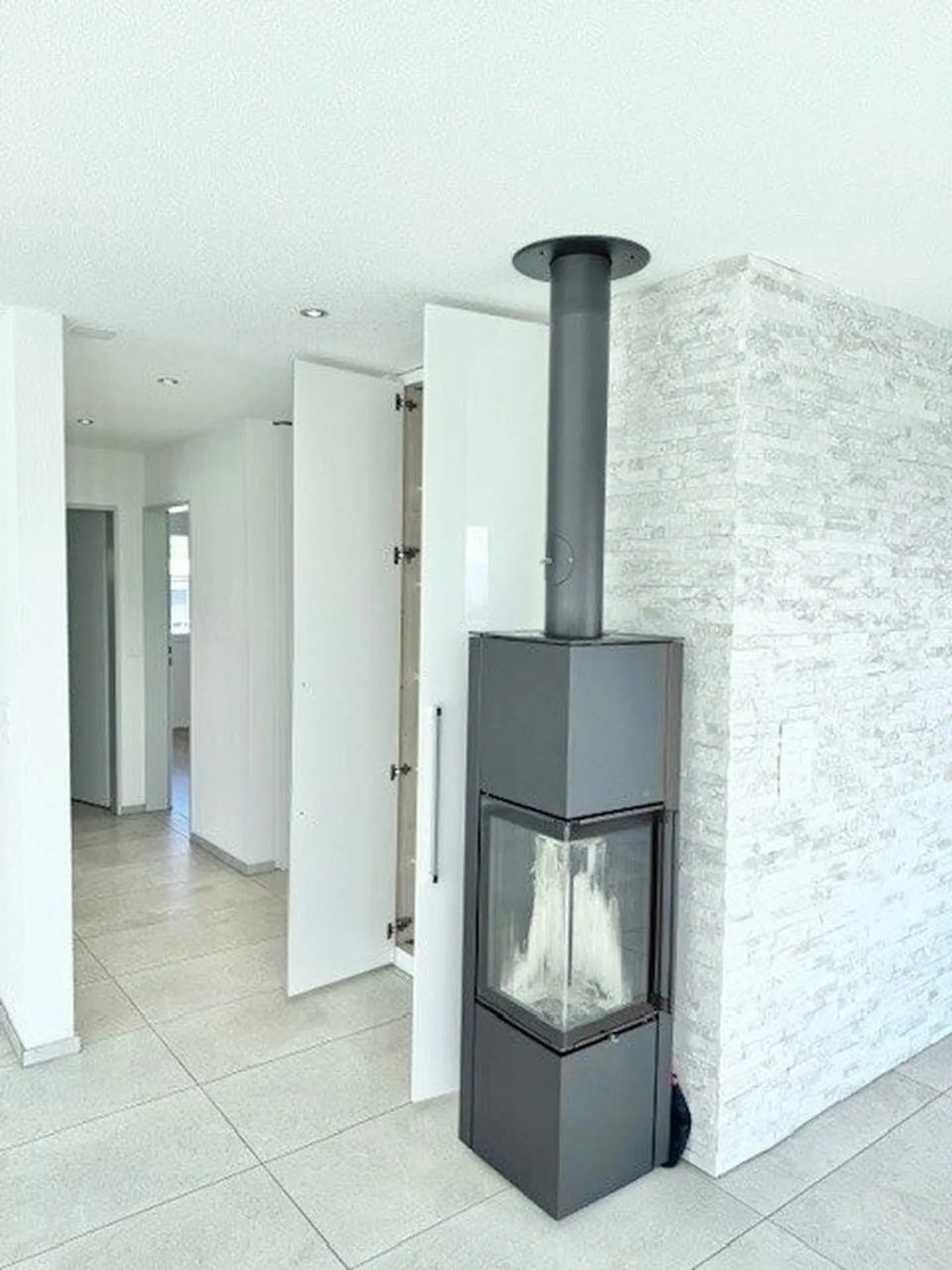 Modern apartment in a quiet location - Photo 7 of 10