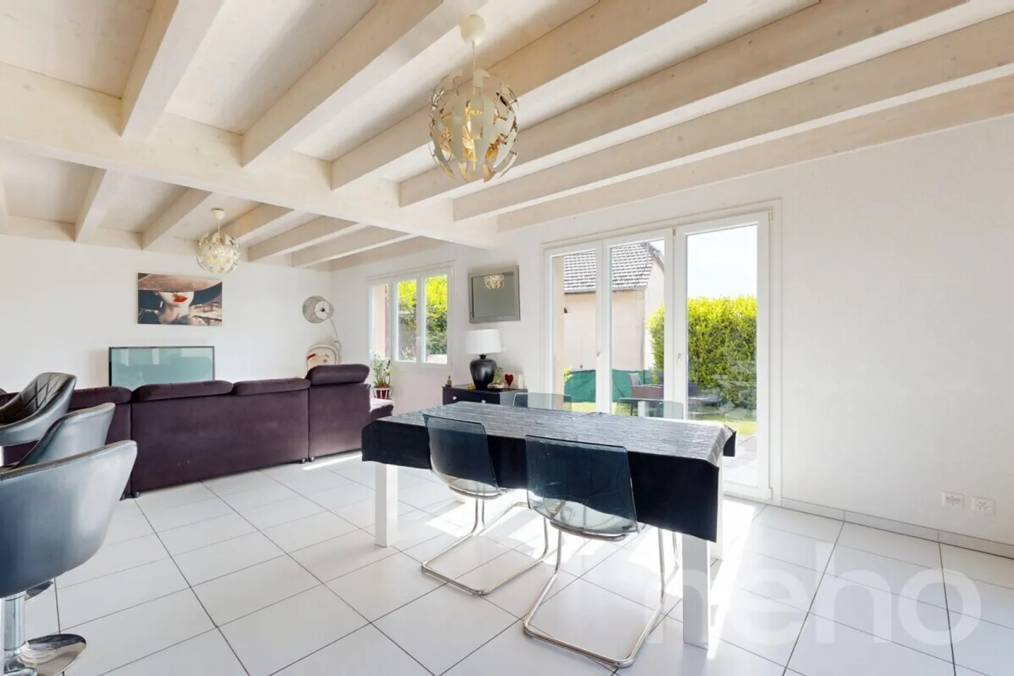 Schönes freistehendes Haus mit 5,5 Zimmern - Foto 4 von 12