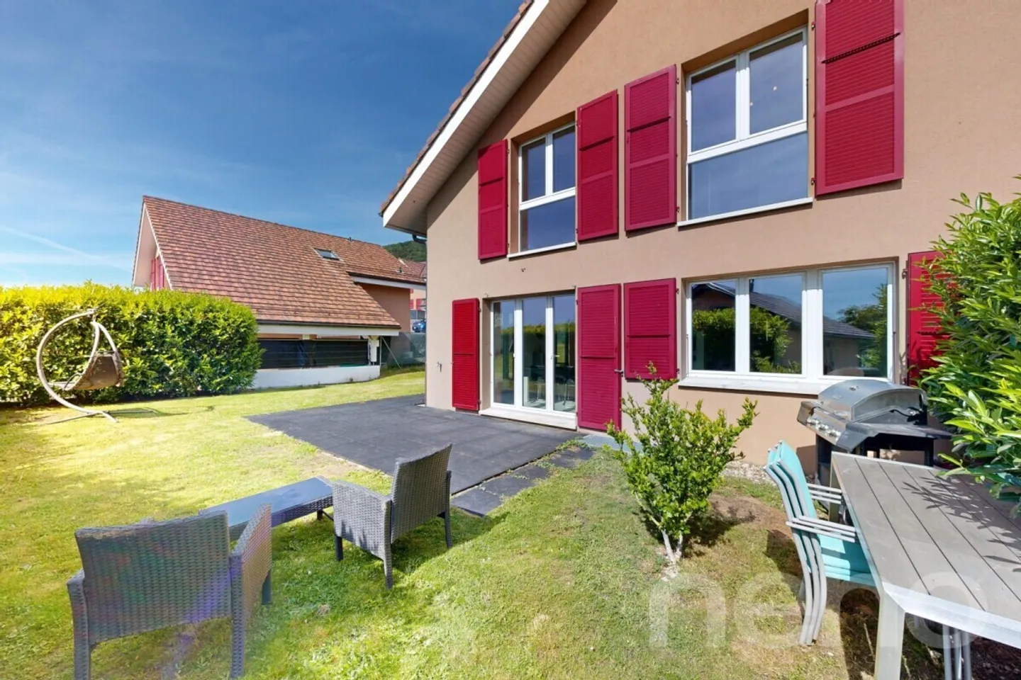 Schönes freistehendes Haus mit 5,5 Zimmern - Foto 12 von 12