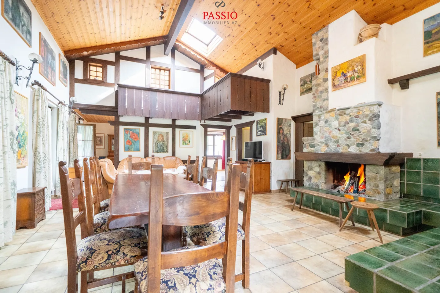 4.5-Room Single-Family House in Rustic Style with Versatile Use - Photo 1 of 42