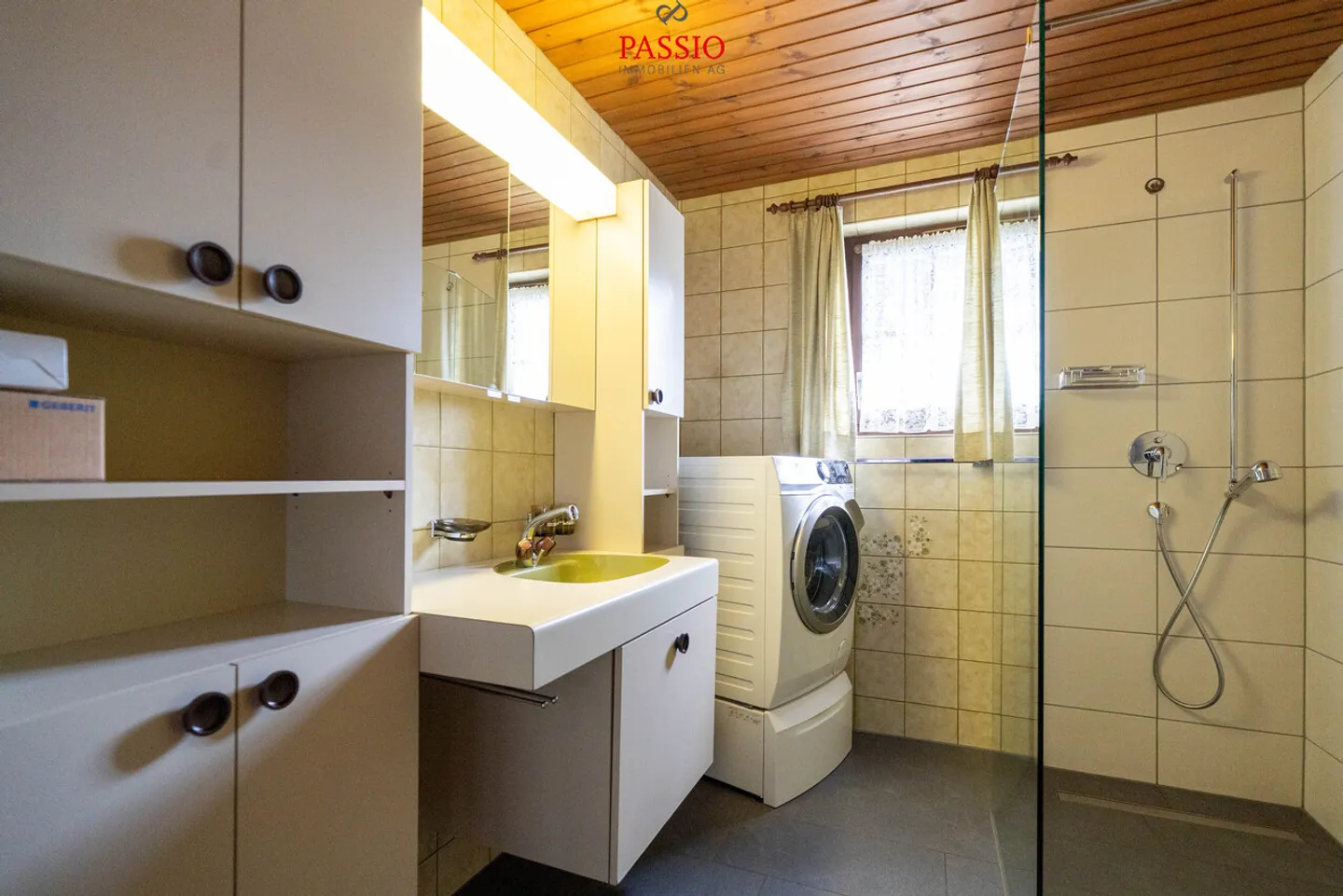 4.5-Room Single-Family House in Rustic Style with Versatile Use - Photo 12 of 42