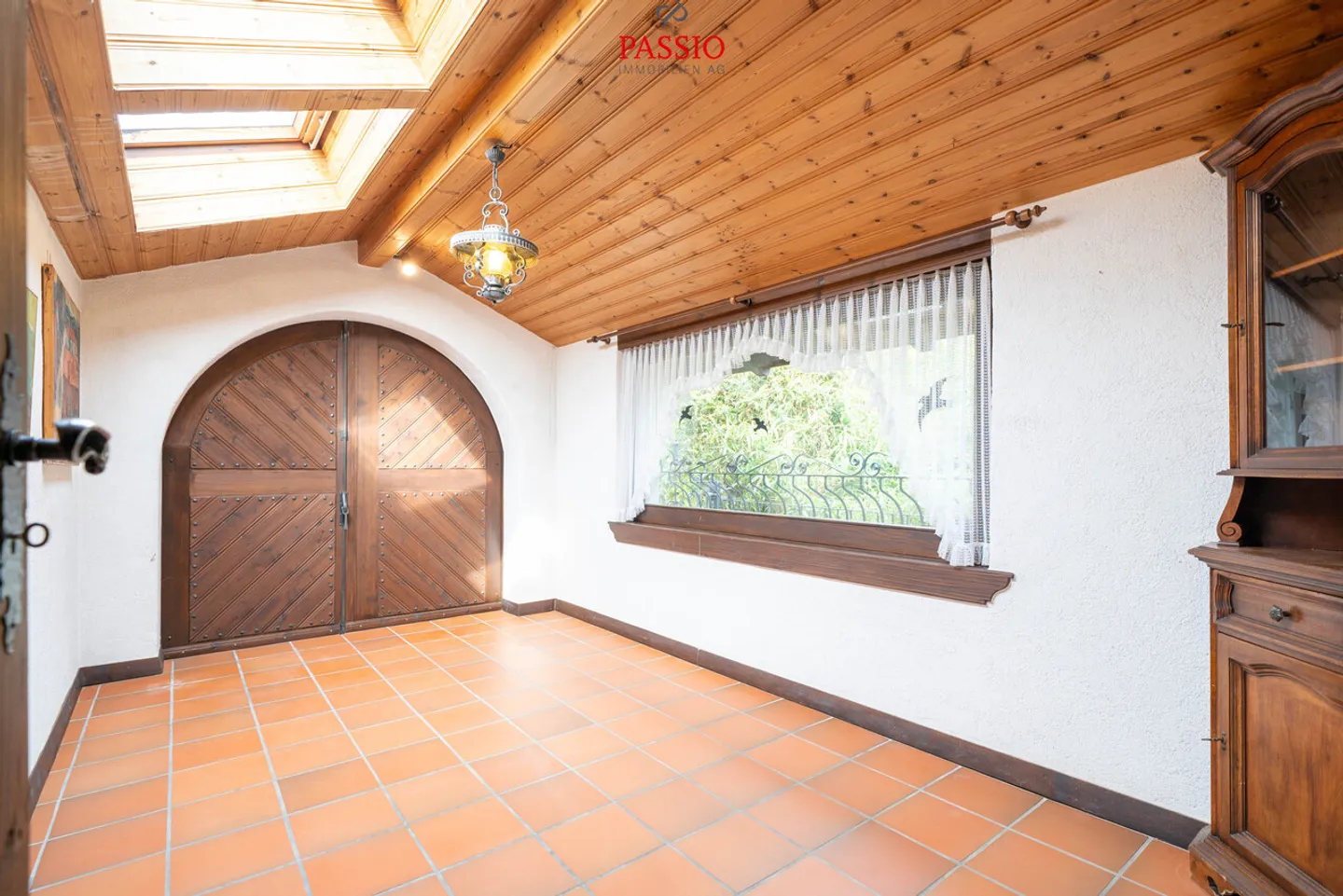 4.5-Room Single-Family House in Rustic Style with Versatile Use - Photo 13 of 42