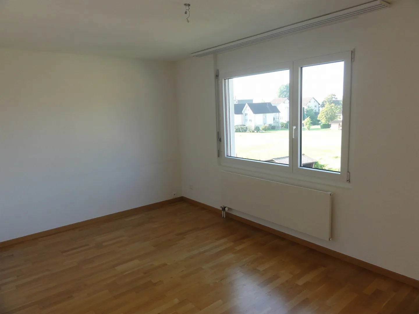 sunny, spacious apartment on the 2nd floor - Photo 9 of 14