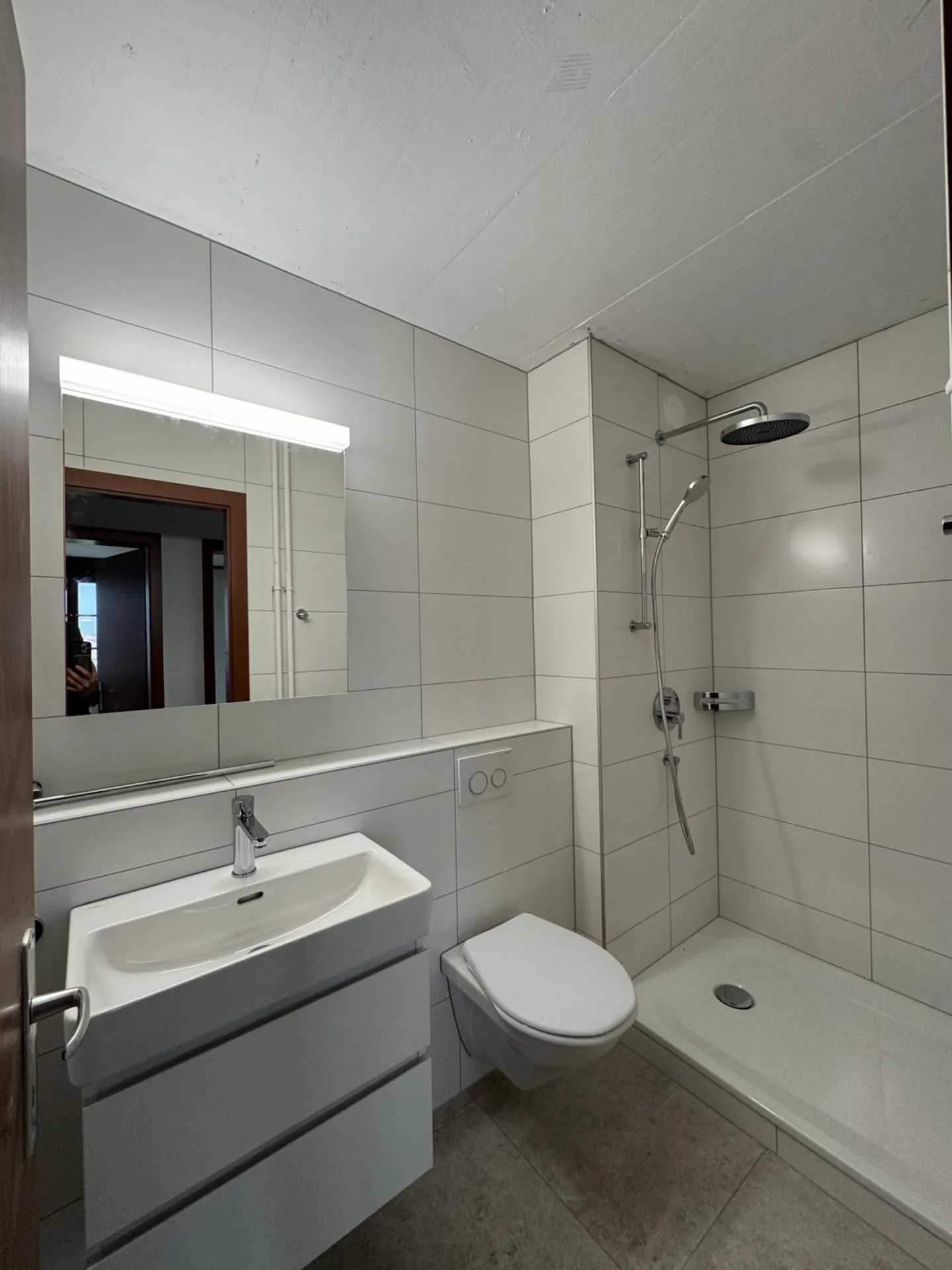 Charmant appartement 2 pièces - Photo 3 sur 7