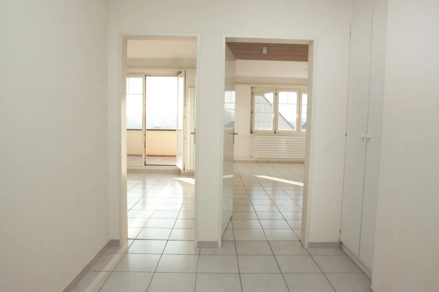 Wohnung mieten - Foto 2 von 6