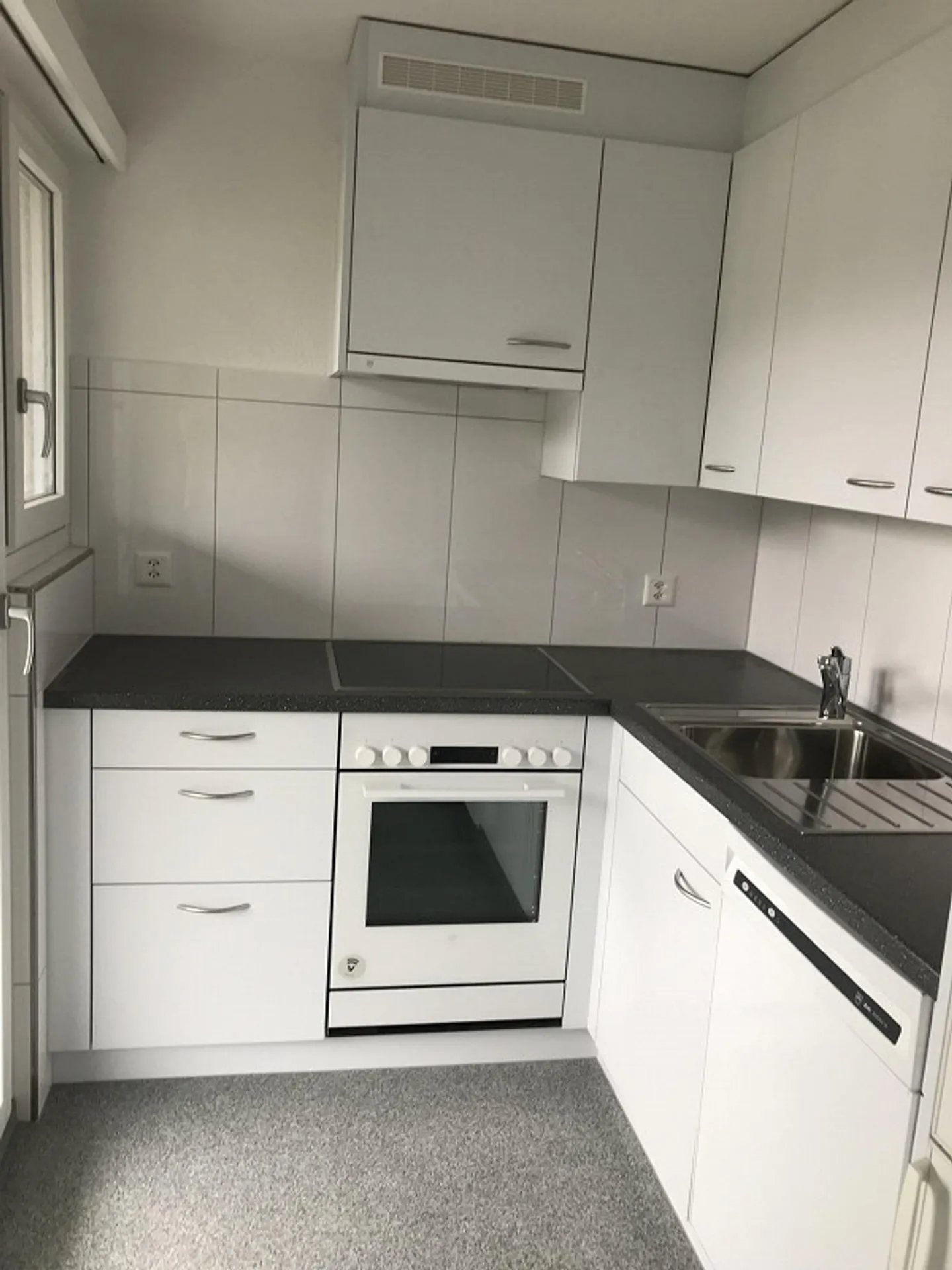 2 - Zimmerwohnung 3. Stock Mitte - Foto 4 von 4