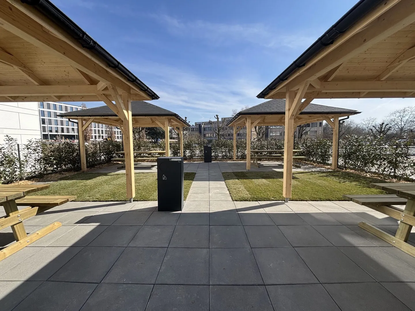 Vaud premises, offices, remaining 300 m2 divisible 100/200 m2 in Renens - Photo 4 of 11