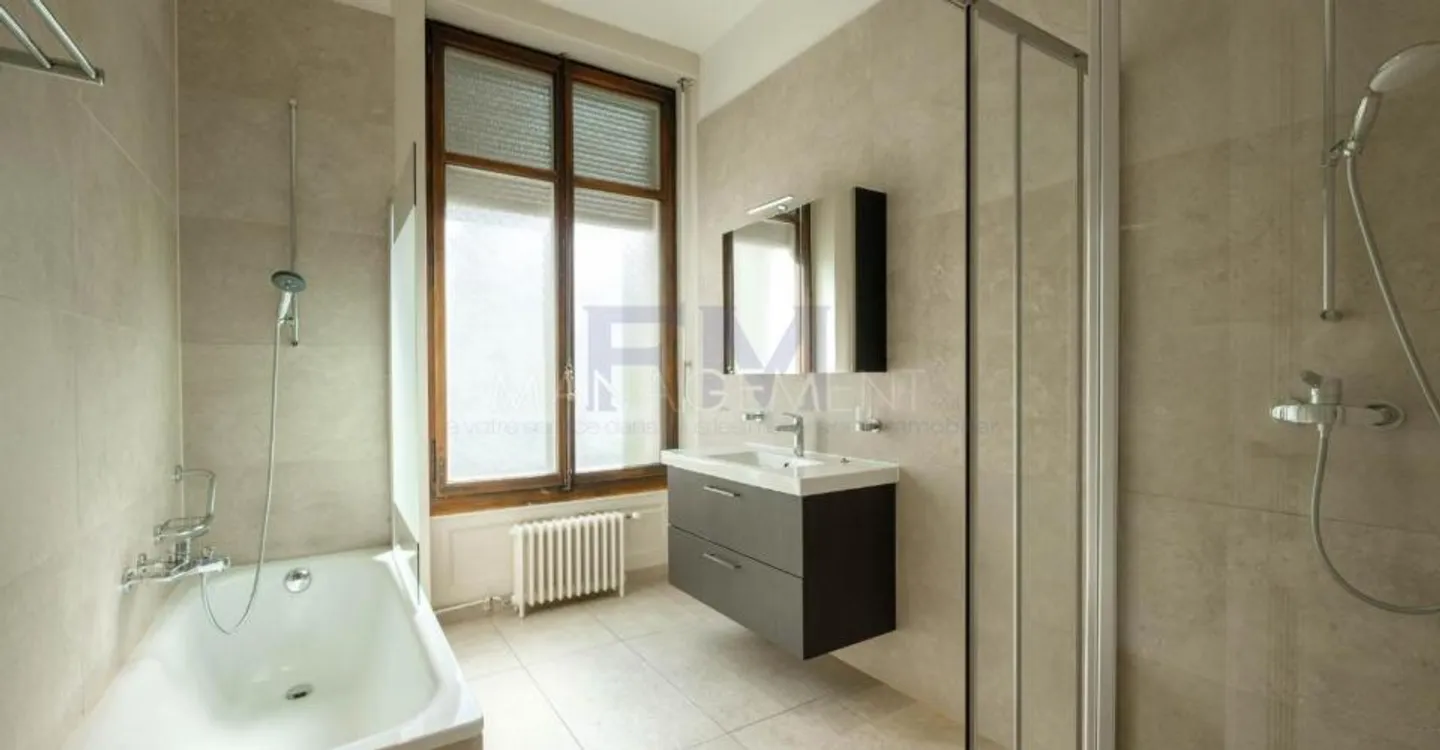 Boulevard of Philosophers ? 4 rooms of approx. 122 m² on the 2nd floor - Photo 8 of 13