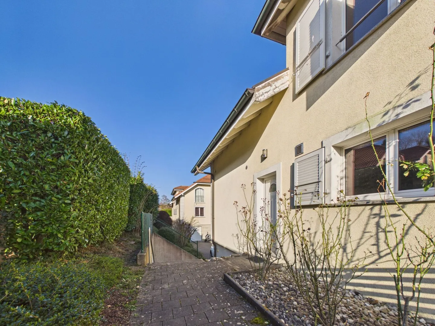 Villa familiare di 5,5 stanze con giardino e garage - Foto 2 di 3