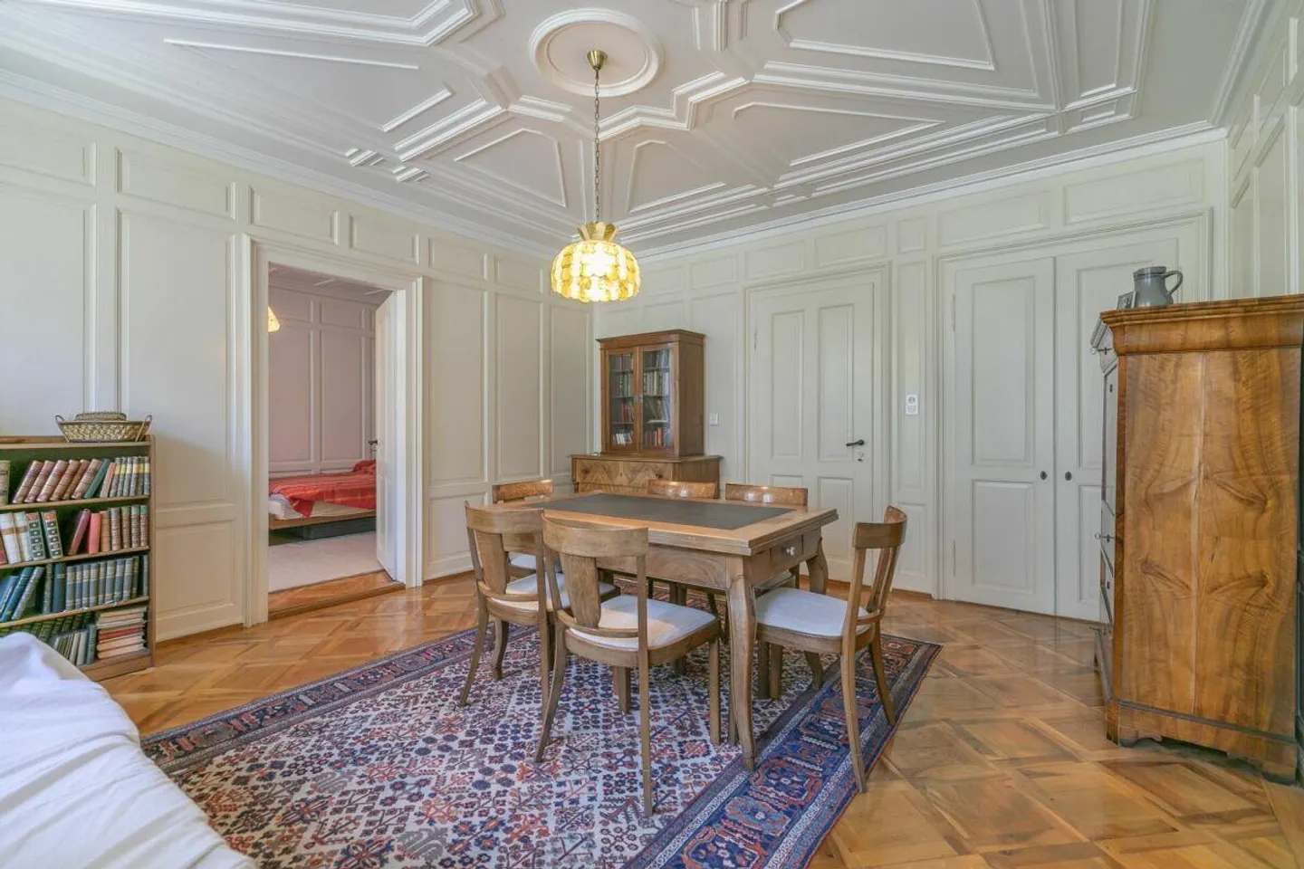 Edificio residenziale e commerciale storico nel centro di Glarus - Foto 5 di 16