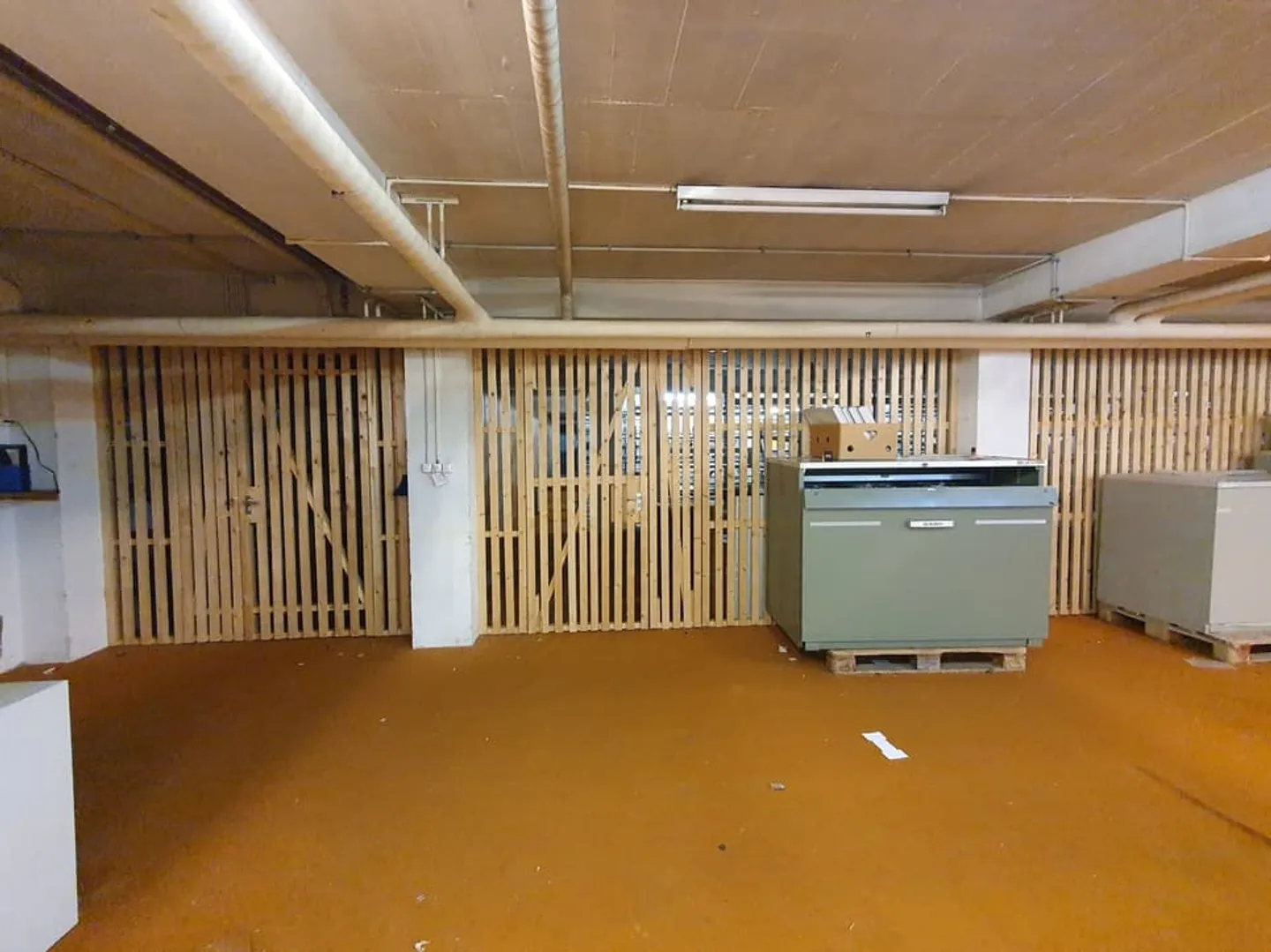 IN VENDITA! Magazzini per deposito, nel centro di Sion! - Foto 5 di 12