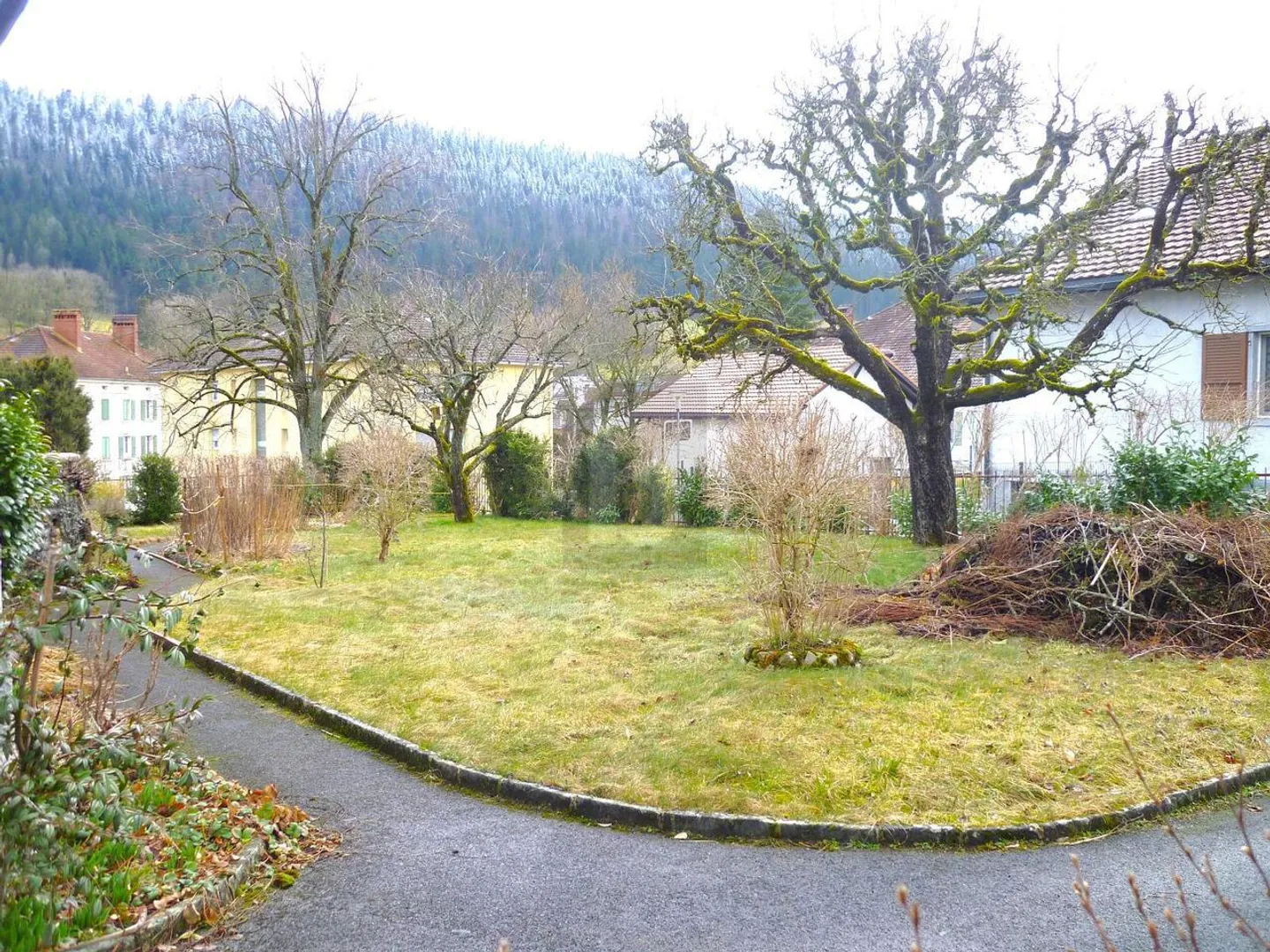 Terrain constructible avec vue - Photo 1 sur 6