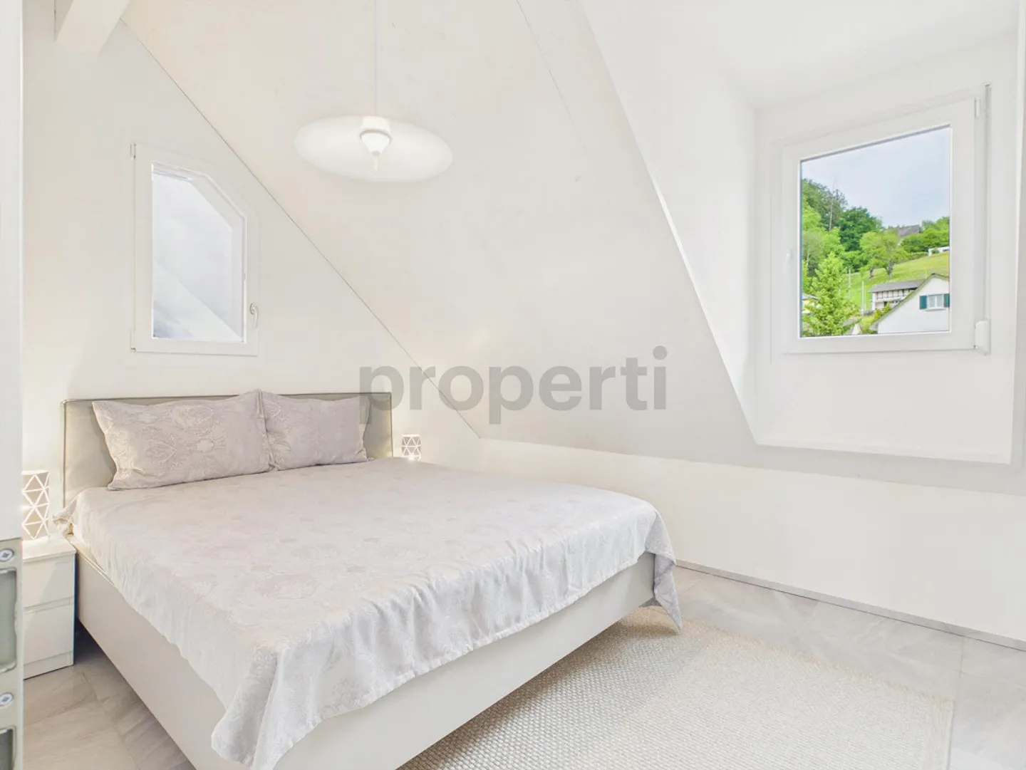 Arriver, se sentir bien, être chez soi – charmante maisonette de 6,5 pièces... - Photo 9 sur 15