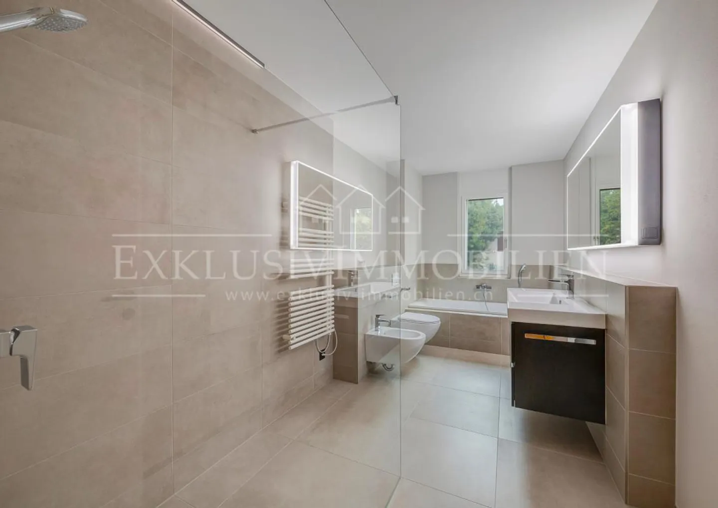 Vivere esclusivo di altissima classe - moderno, spazioso, ben pensato - Foto 3 di 4