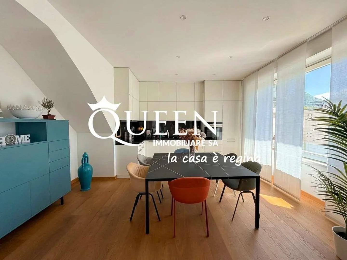 Lugano Zentrum: Helles und Elegantes 4,5-Zimmer-Apartment mit Balkon - Foto 8 von 13