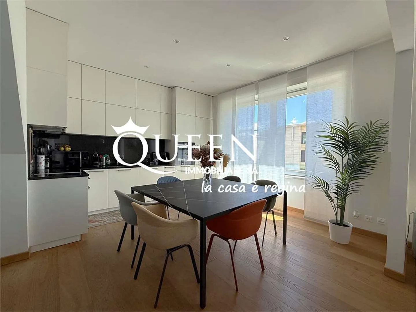 Lugano Zentrum: Helles und Elegantes 4,5-Zimmer-Apartment mit Balkon - Foto 9 von 13