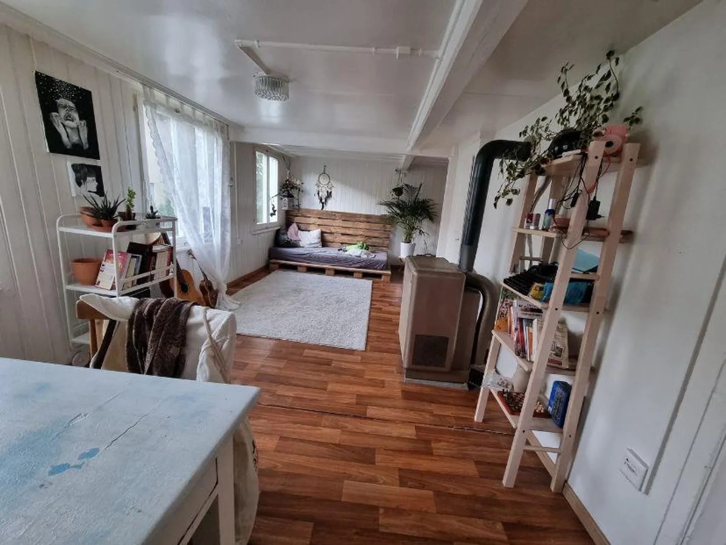 Vivere a buon mercato al secondo piano vicino ai centri commerciali e ai mezzi pubblici - Foto 3 di 4