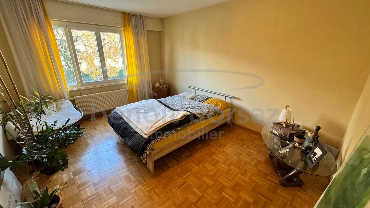 Appartamento in vendita - Foto 2 di 5