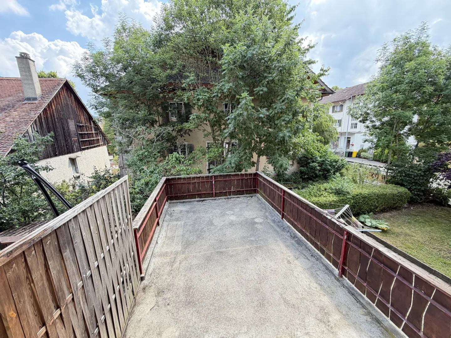 Appartement Charmant avec Terrasse - Photo 1 sur 10