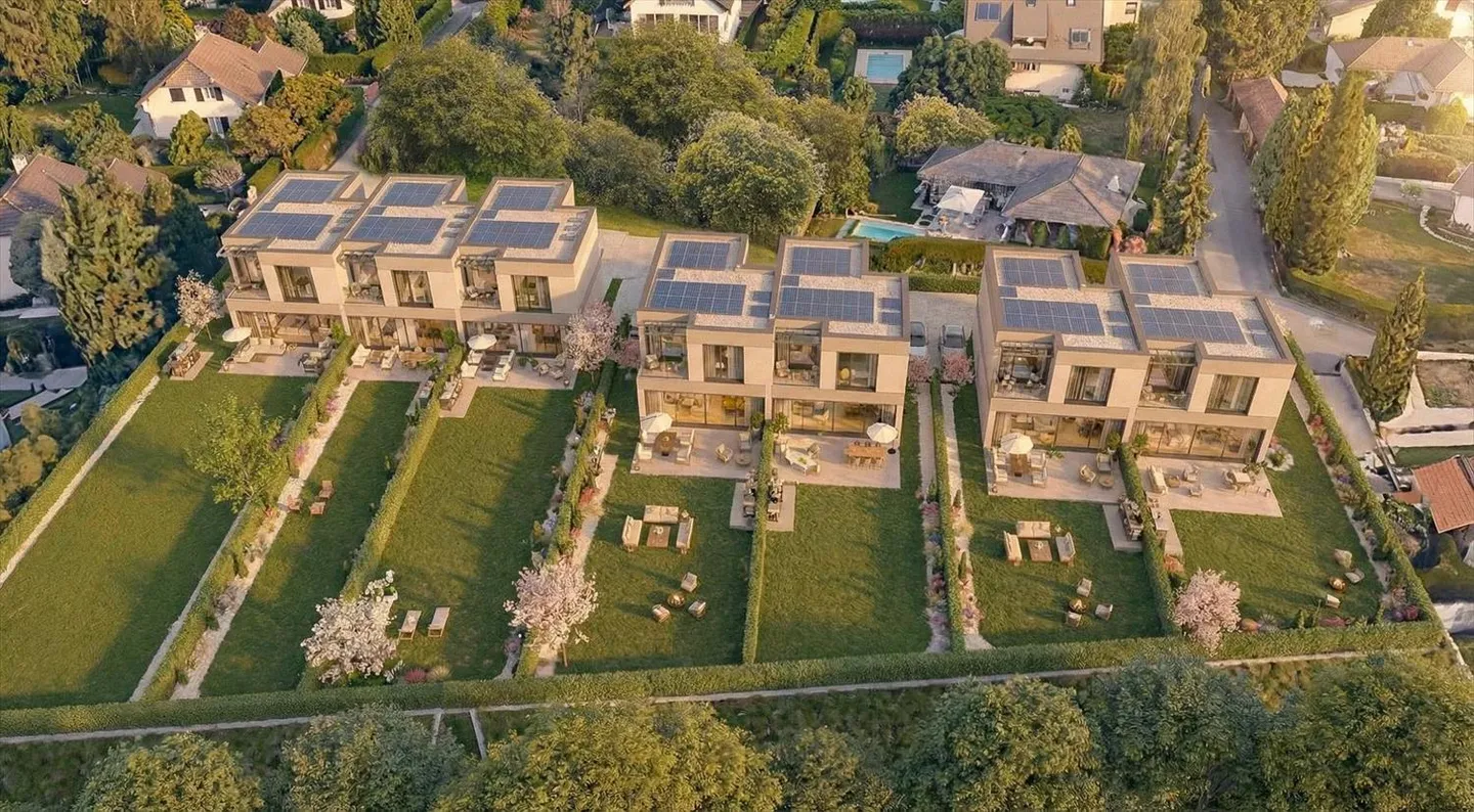 Home for sale in Coppet, Switzerland - Photo 4 of 5