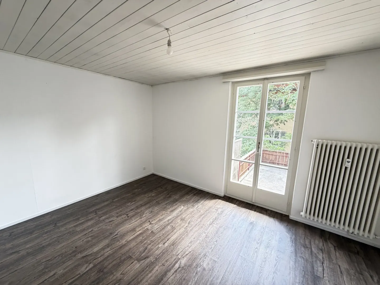 Appartement Charmant avec Terrasse - Photo 5 sur 10