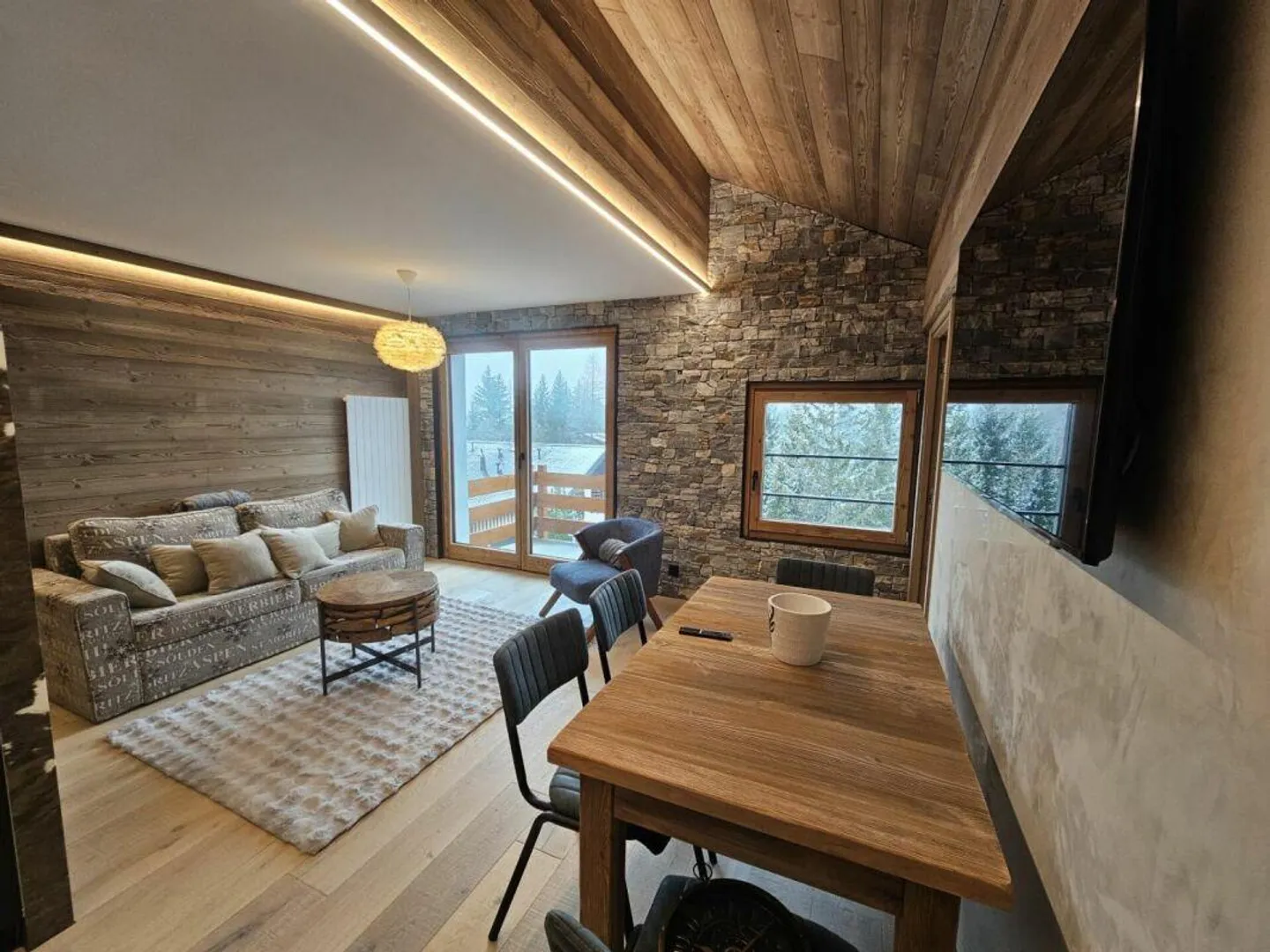 Charmante Wohnung in Crans-Montana - Foto 1 von 13