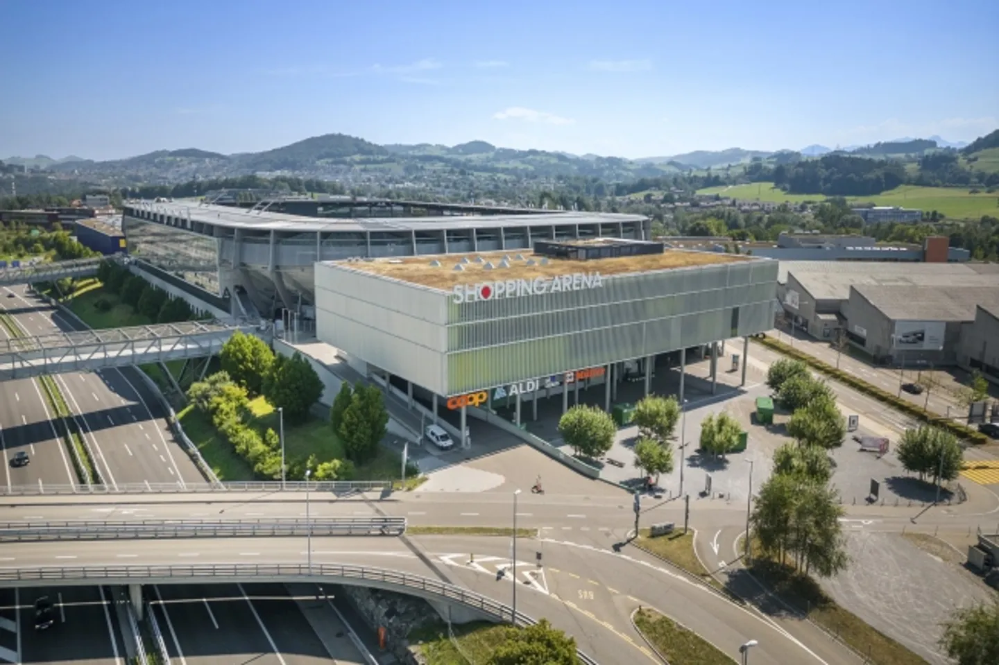 La tua nuova posizione nel cuore della Svizzera orientale - proprio accanto alla Shopping Arena! - Foto 1 di 1