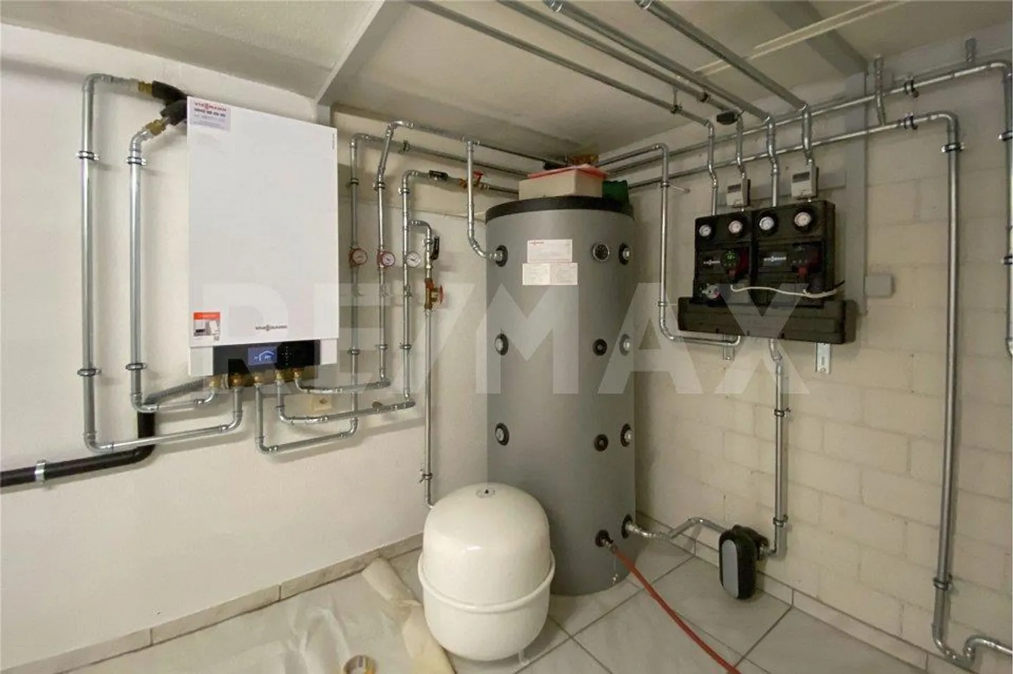 Renditeobjekt, ländlich gelegen und viel Sonne - Foto 5 von 13