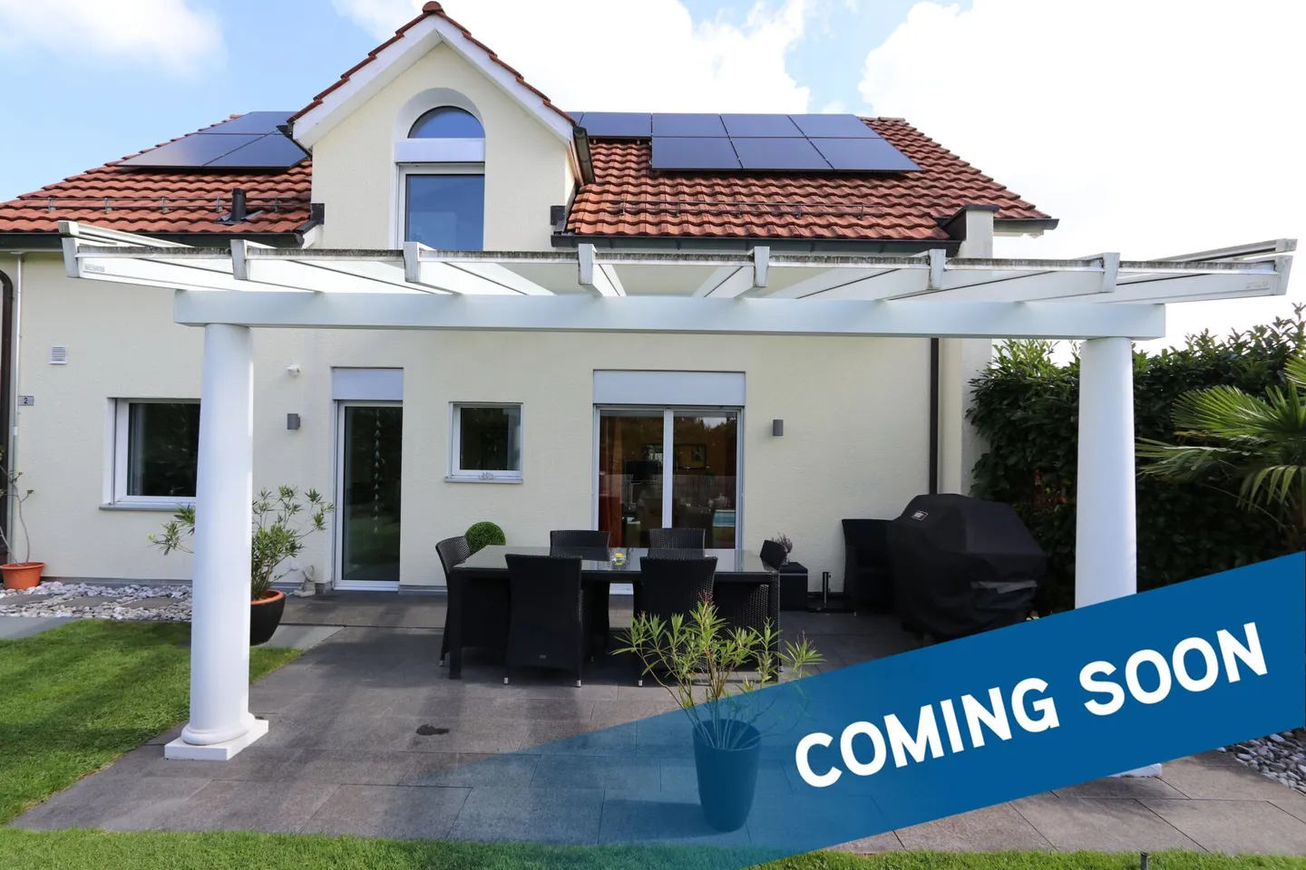 COMING SOON: 6.5-Room Semi-Detached House - Photo 1 of 3