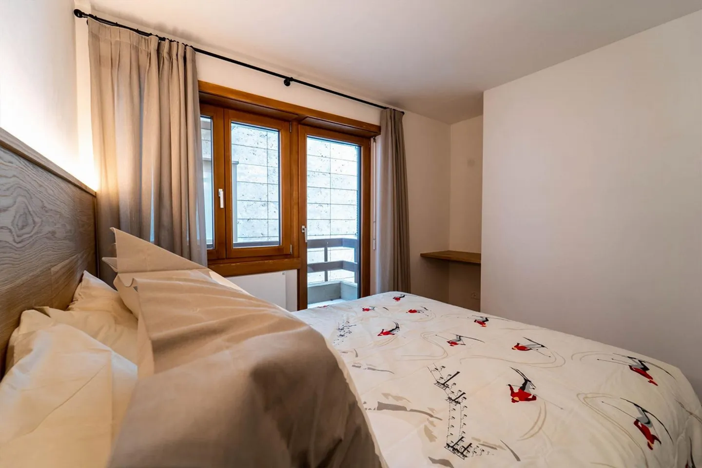 Elegant Apartment in St. Moritz - Photo 6 of 6