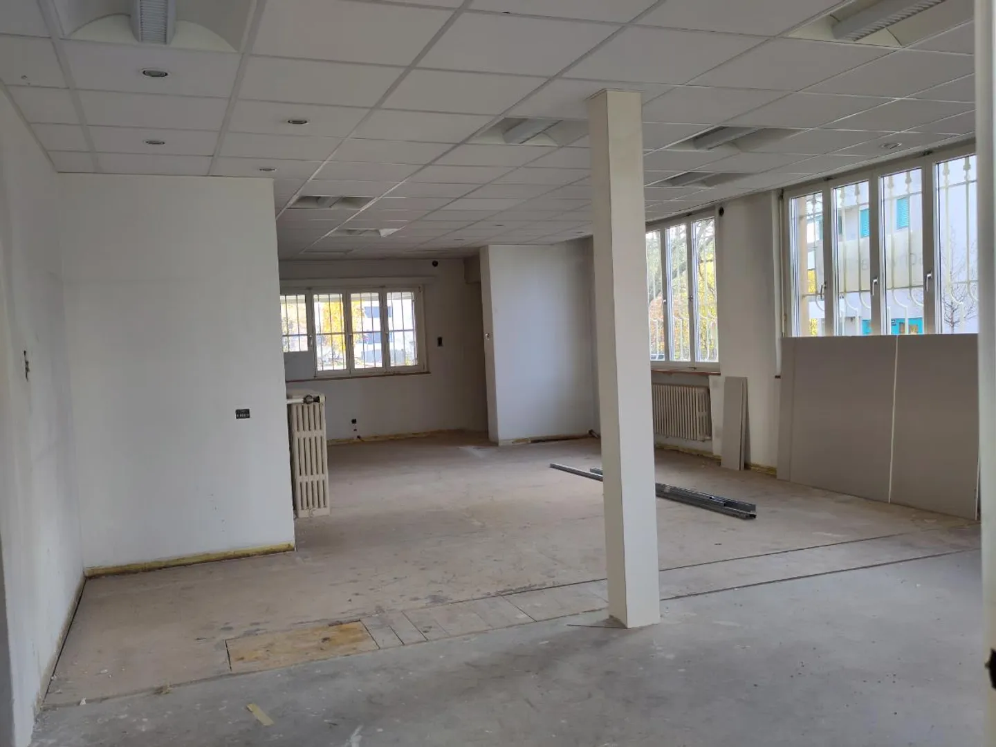 Bureau - Photo 3 sur 3