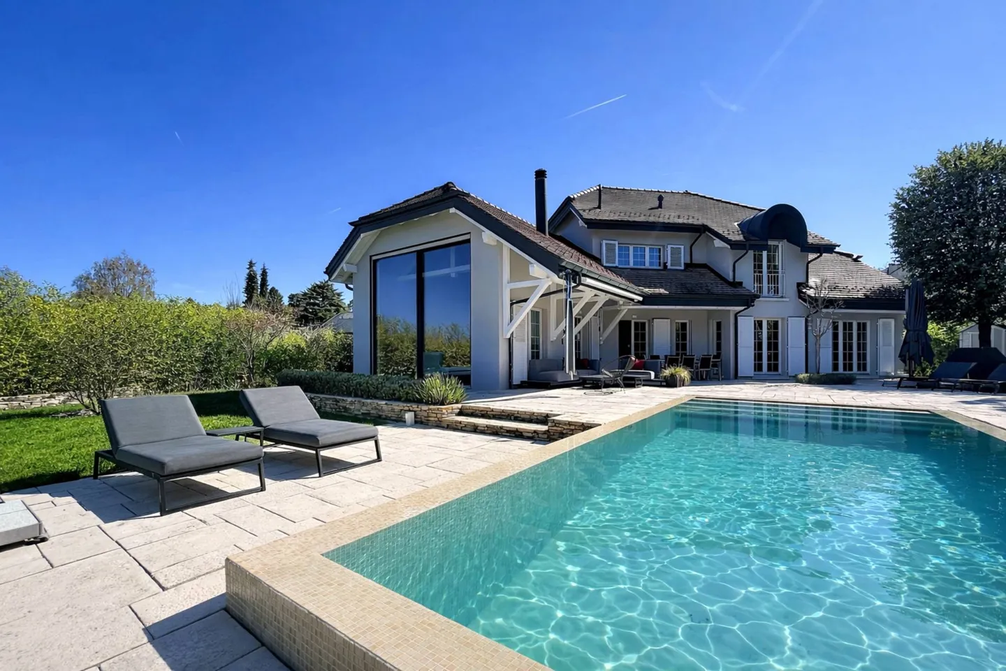 Elegant Villa with Stunning Views - Photo 1 of 13