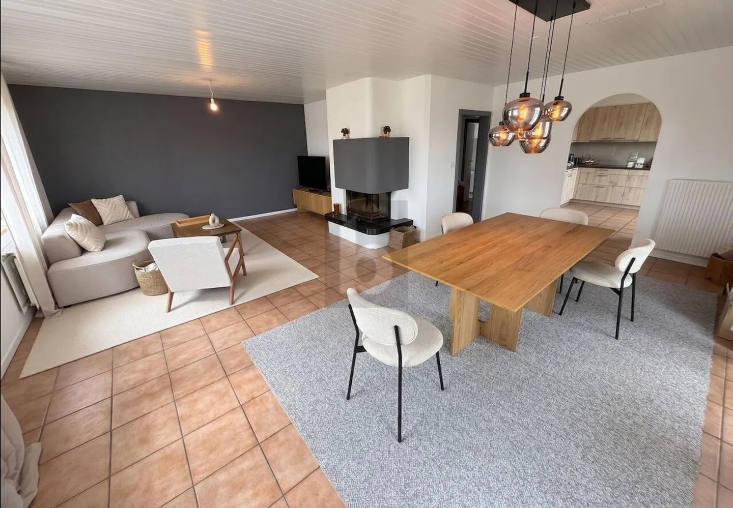 Appartement Moderne Spacieux - Photo 1 sur 6