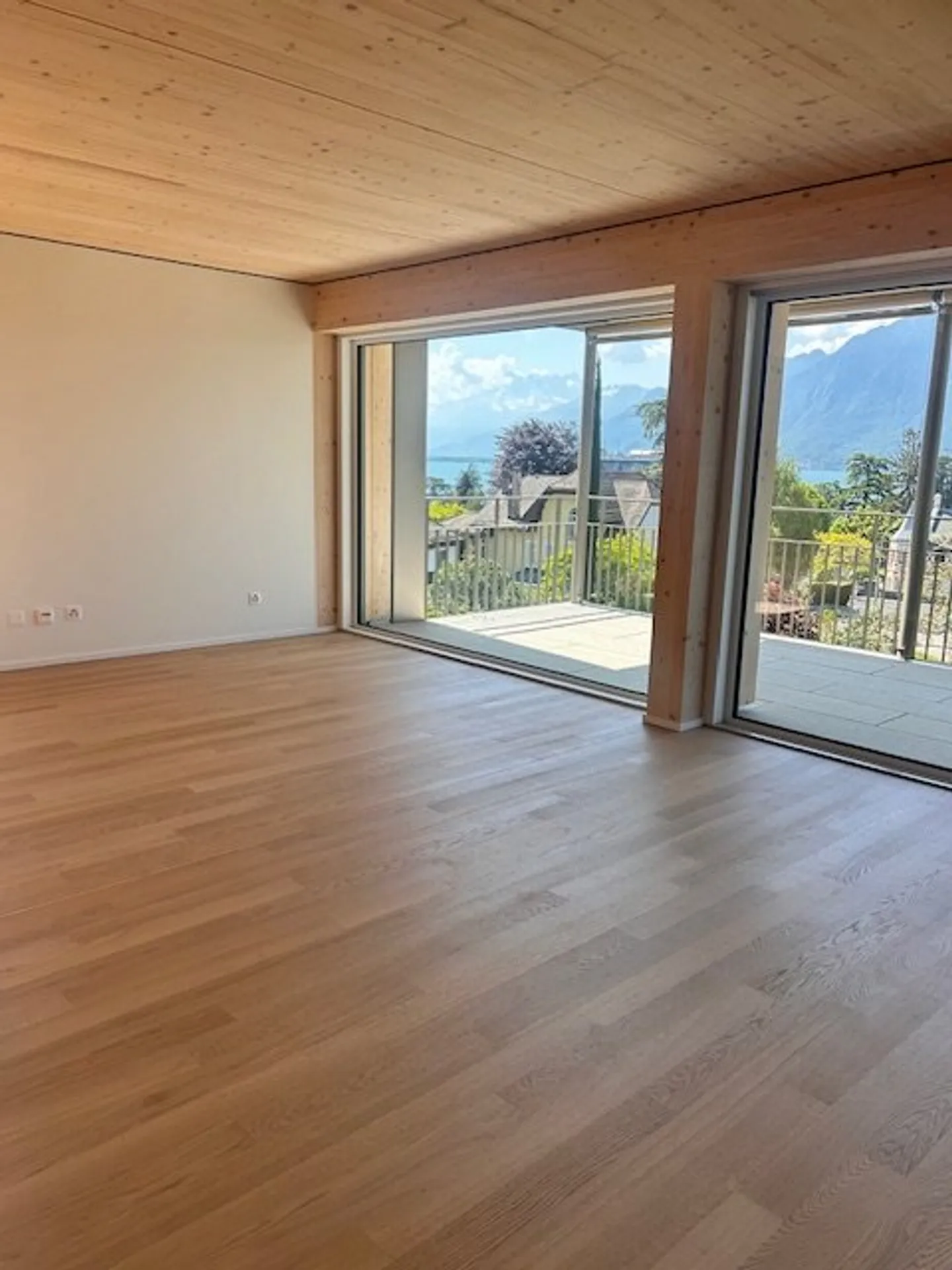 Appartement avec 3,5 pièces au 3ème étage - Photo 2 sur 11