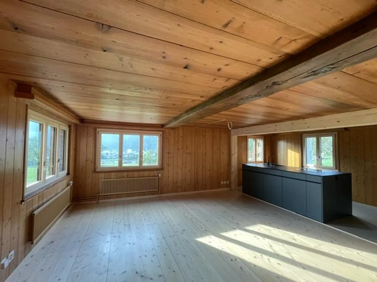 Detached house in the countryside - Photo 3 of 12