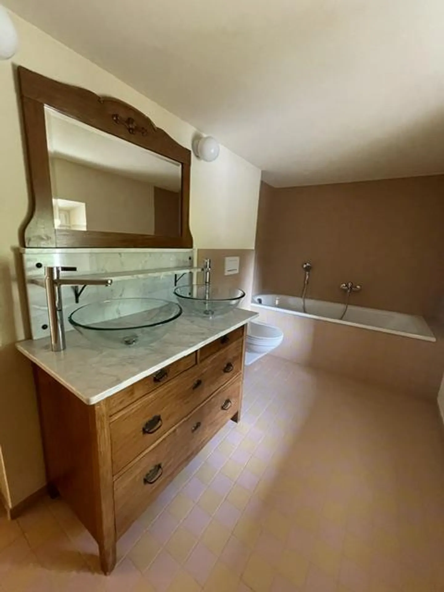 Detached house in the countryside - Photo 7 of 12