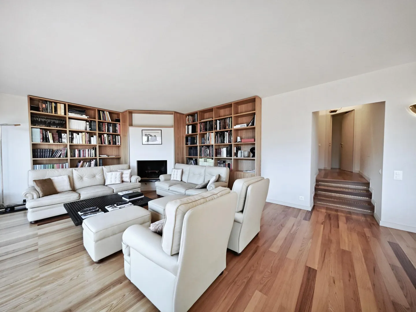 Lugano, Collina d'Oro: in the Residence "Parco Principe Leopoldo" apartment with 2 terraces, 3.5 rooms - Foto 9 di 12