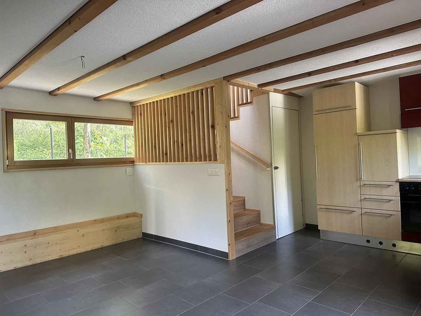 Appartement en duplex de 2 pièces avec jardin et balcon à louer - Photo 2 sur 10