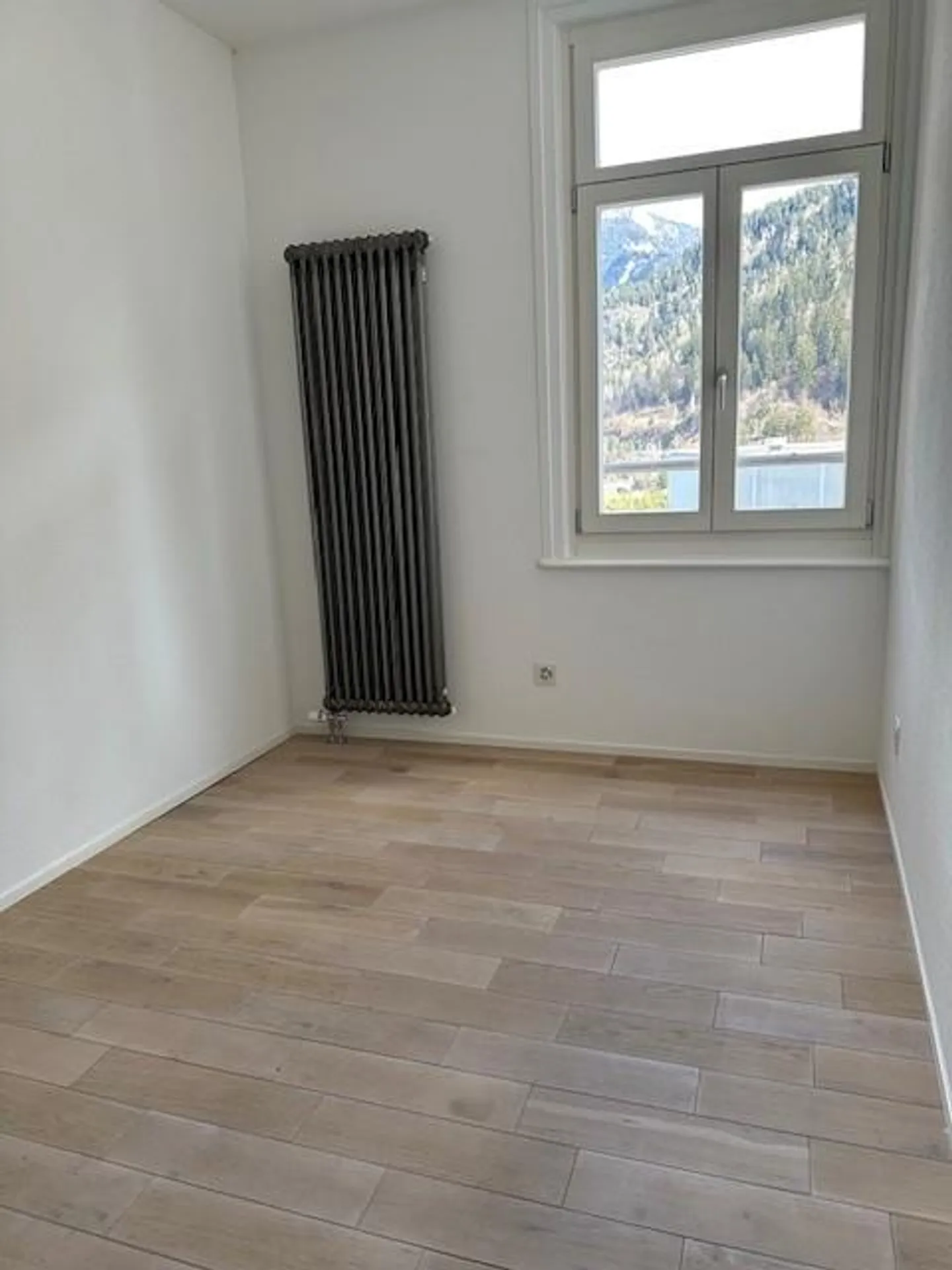 Charmante maisonette de 3 pièces avec 2 balcons dans un emplacement central - Photo 8 sur 8