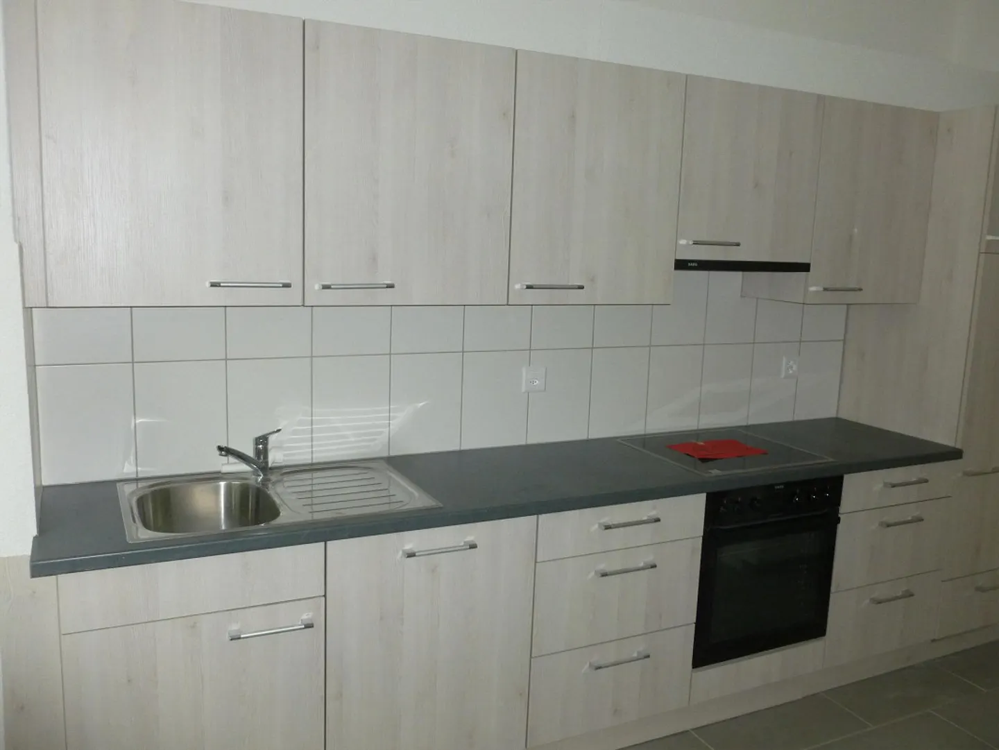 4 Room Apartment - Photo 6 of 8