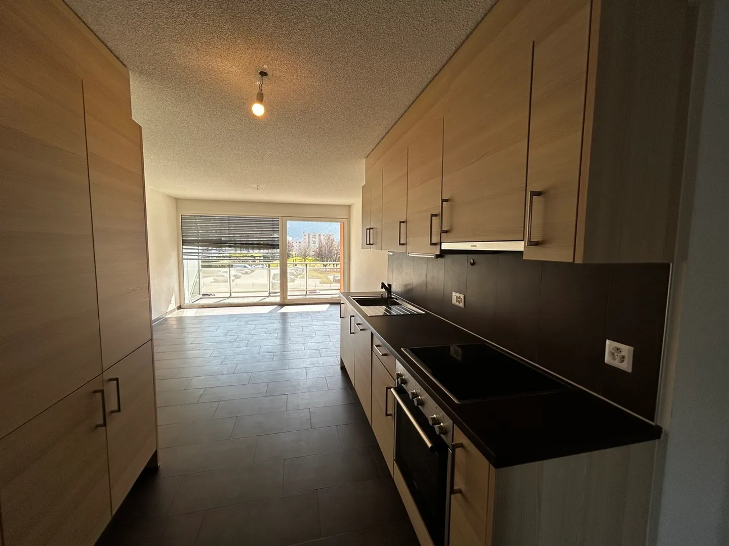 Superbo 3.5 locali con balcone - Foto 4 di 12