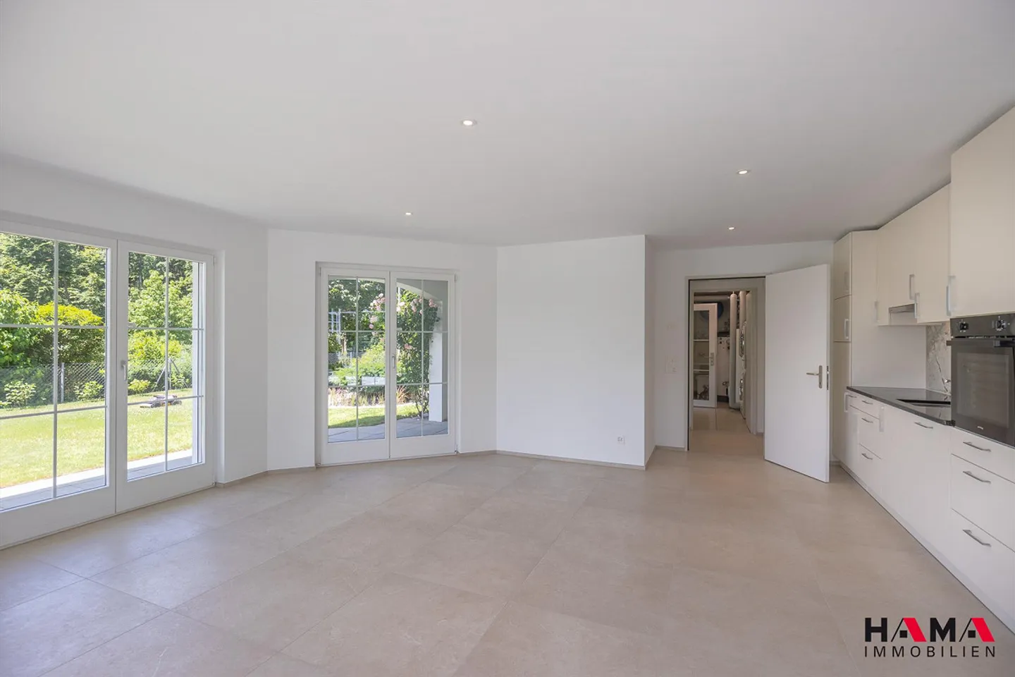 Exklusives Apartment mit Pool - Foto 3 von 13