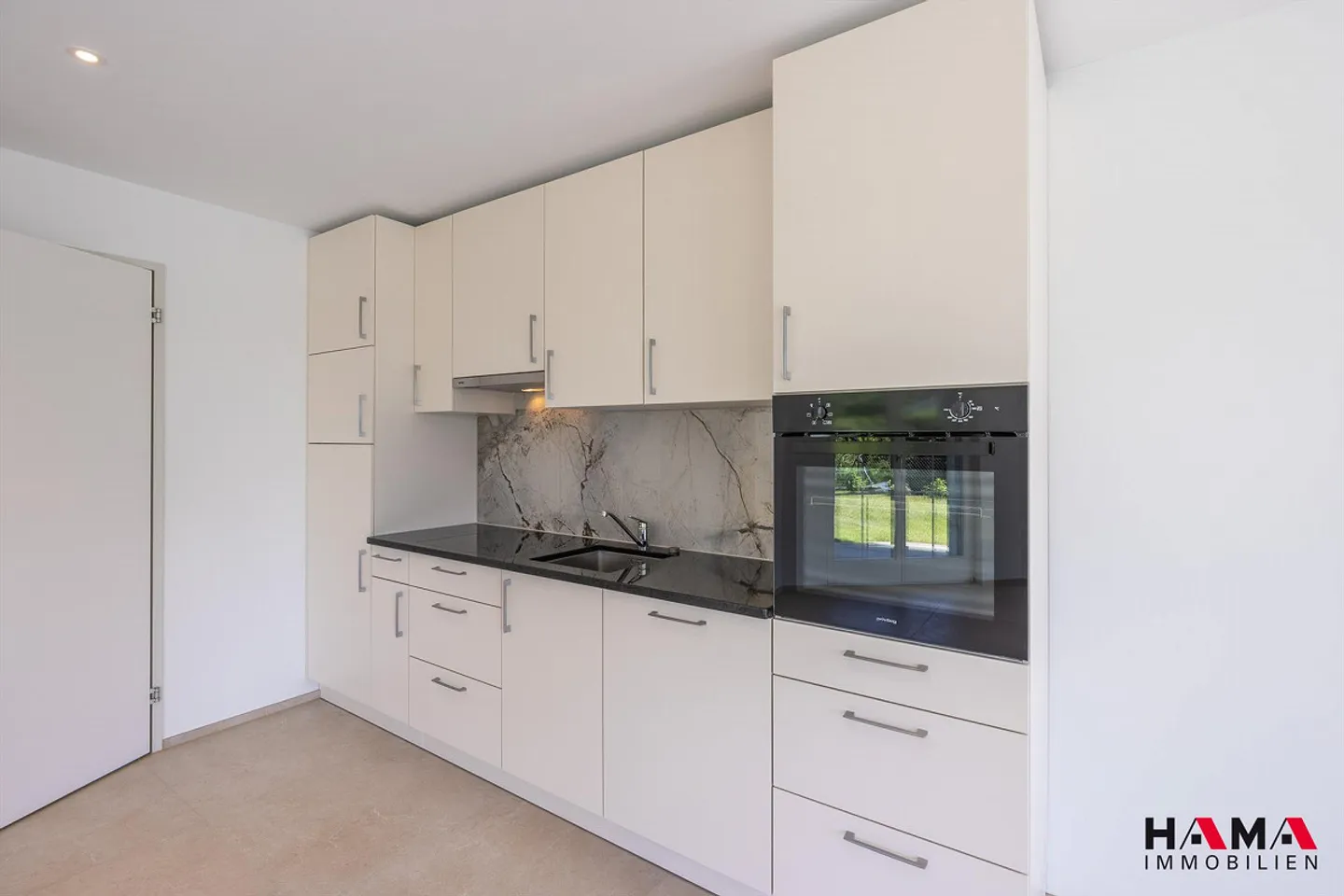 Exklusives Apartment mit Pool - Foto 4 von 13